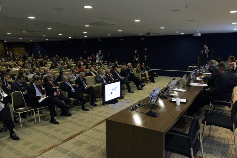 Encontro reuniu industriais e parlamentares. Foto: Miguel Ângelo/CNI